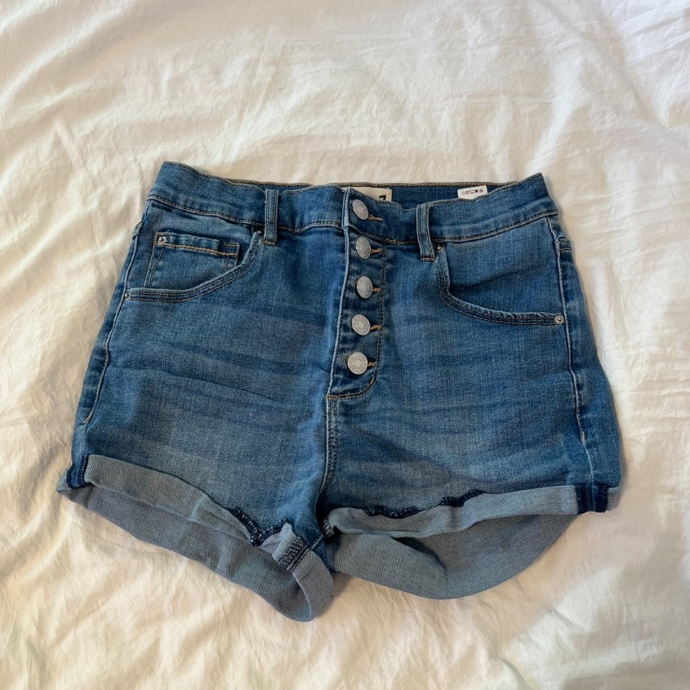 High Waisted Blue Jean Shorts from Garage.